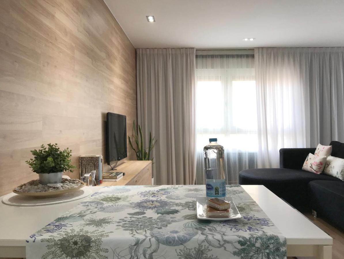 Al_Reparo Home Beach _ Адра Екстер'єр фото